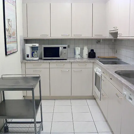 B 068 By Interhome شقة *