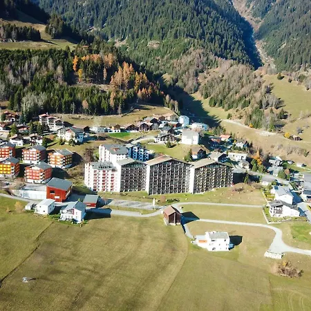 B 068 By Interhome ديسنتس